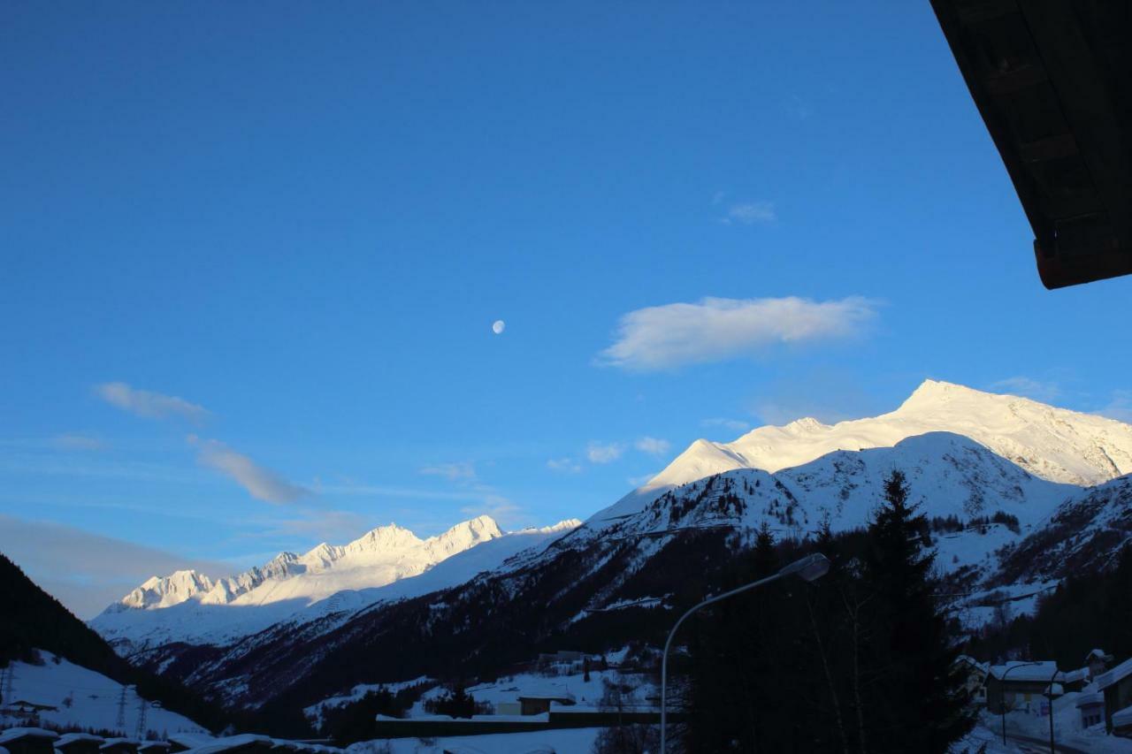 Chalet Cuore Delle Alpi Airolo Exterior photo