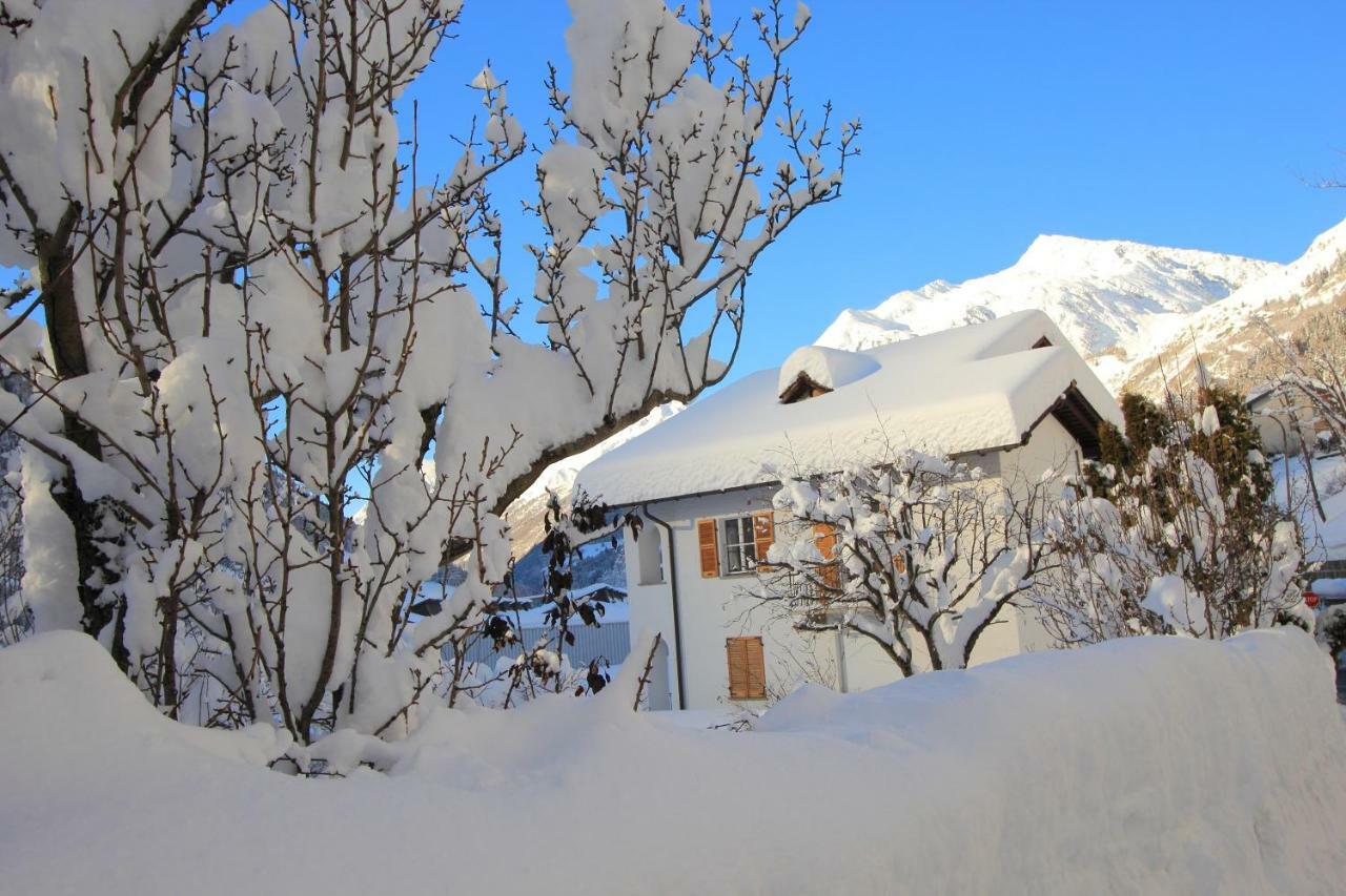 Chalet Cuore Delle Alpi Airolo Exterior photo